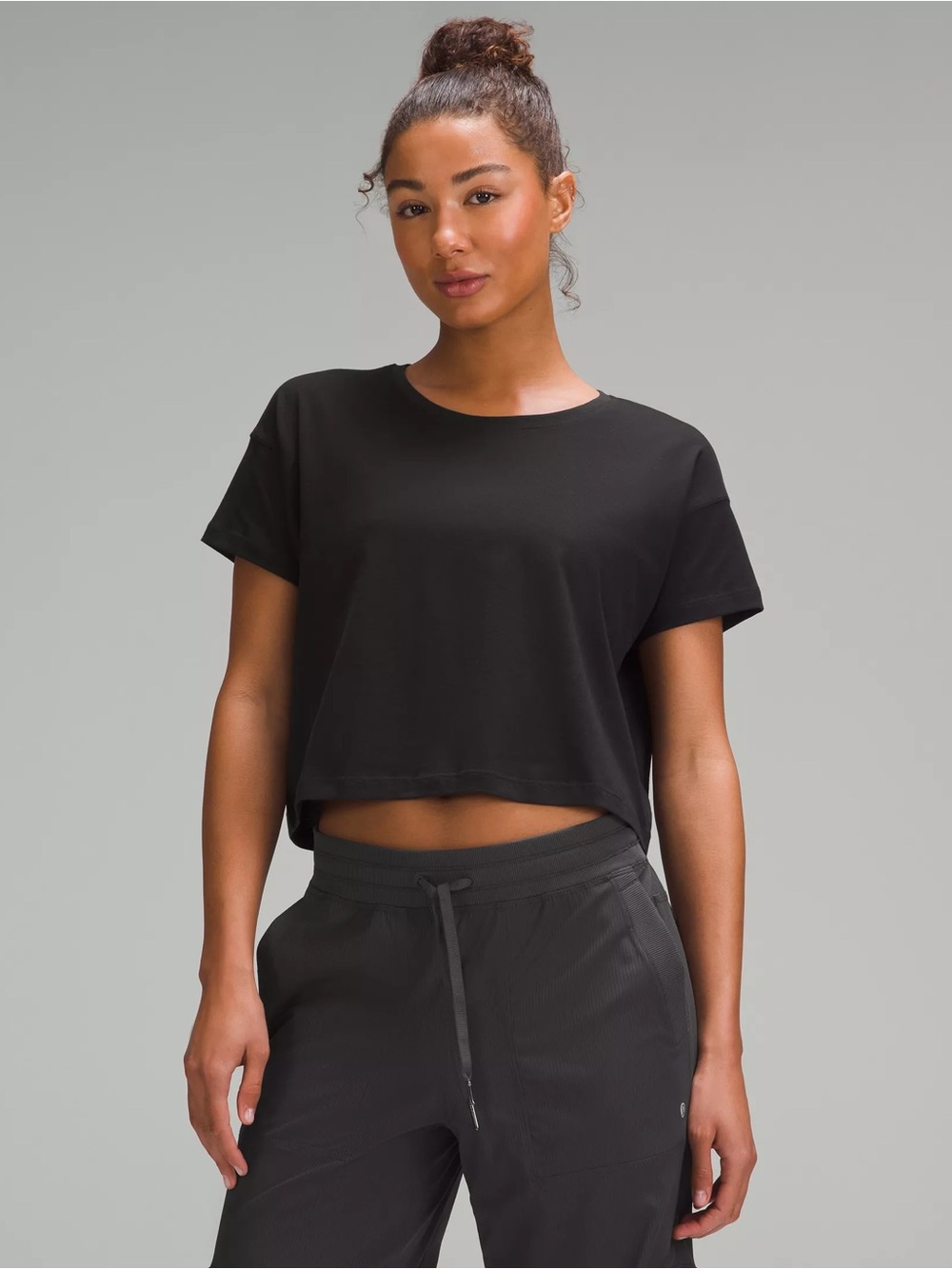 Lululemon Cates Tee Cotton in Black